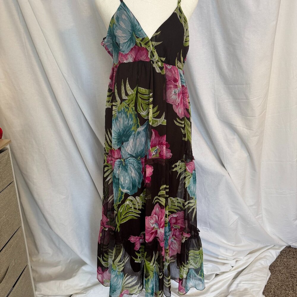 Magic Brand Floral BOHO Style spaghetti adjustable strap dress. Small.